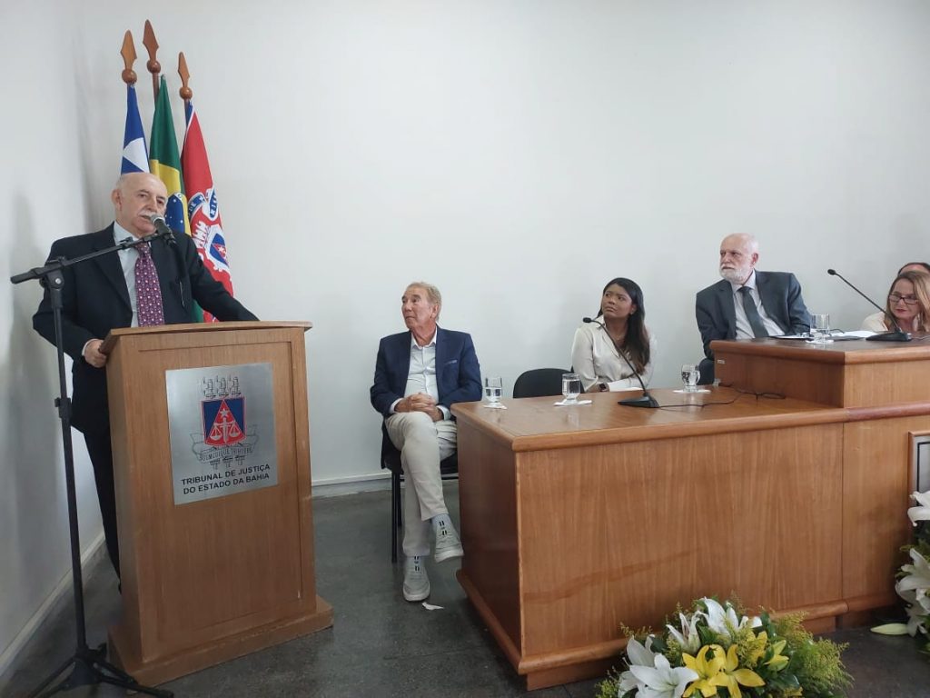 Presidente do TJBA inaugura Ponto de Inclusão Digital, reinaugura Cejusc e homenageia as mulheres em Mucugê  