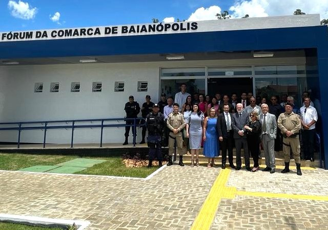 Presidente do TJBA inaugura Fórum de Baianópolis, Sala Passiva e Sala de Depoimento Especial    