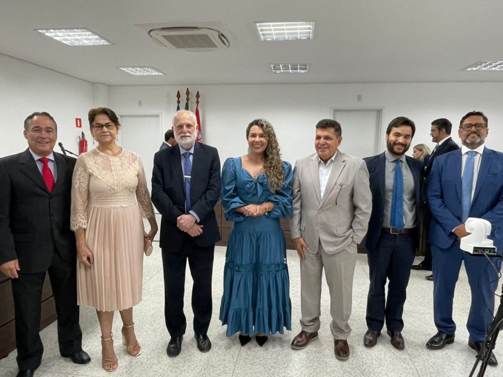 Eunápolis: Presidente do TJBA inaugura Fórum, Sala Passiva e Sala de Depoimento Especial na Comarca  