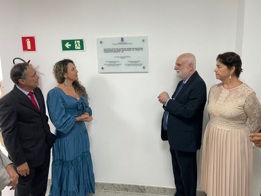 Eunápolis: Presidente do TJBA inaugura Fórum, Sala Passiva e Sala de Depoimento Especial na Comarca  