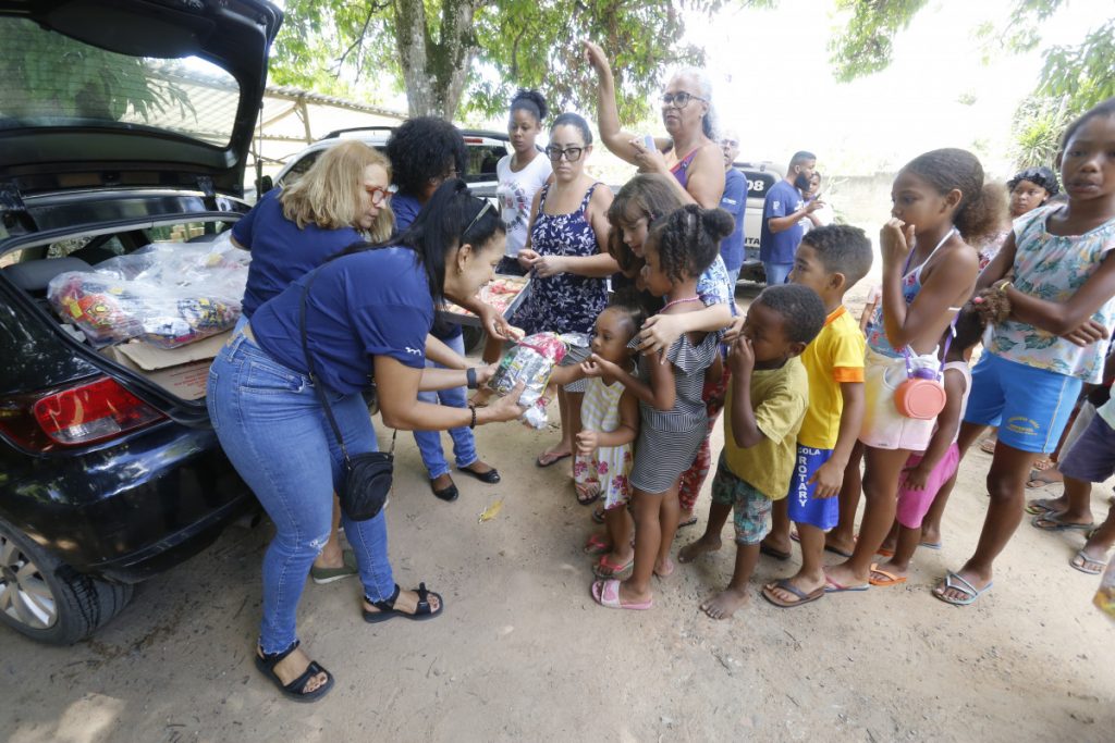 Parceria do TJBA e ARIBA viabiliza entrega de cestas básicas para cerca de 200 famílias do Quilombo Quingoma    