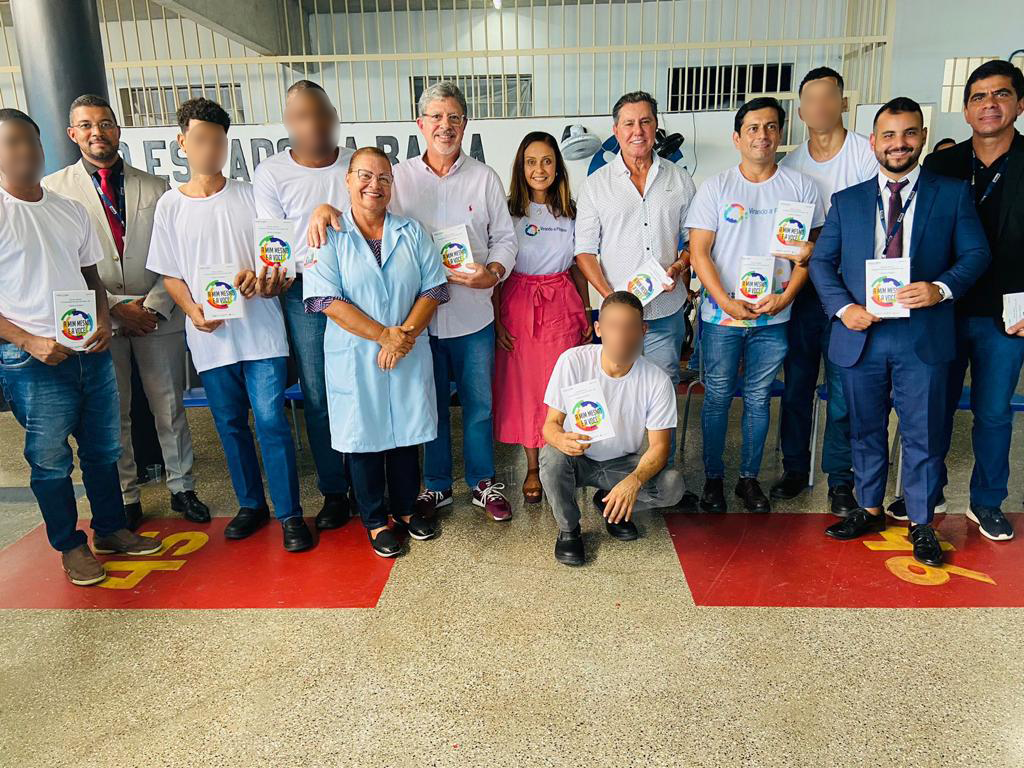 Corregedoria Geral do TJBA lança livro escrito pelos internos do Conjunto Penal de Salvador e de Lauro de Freitas