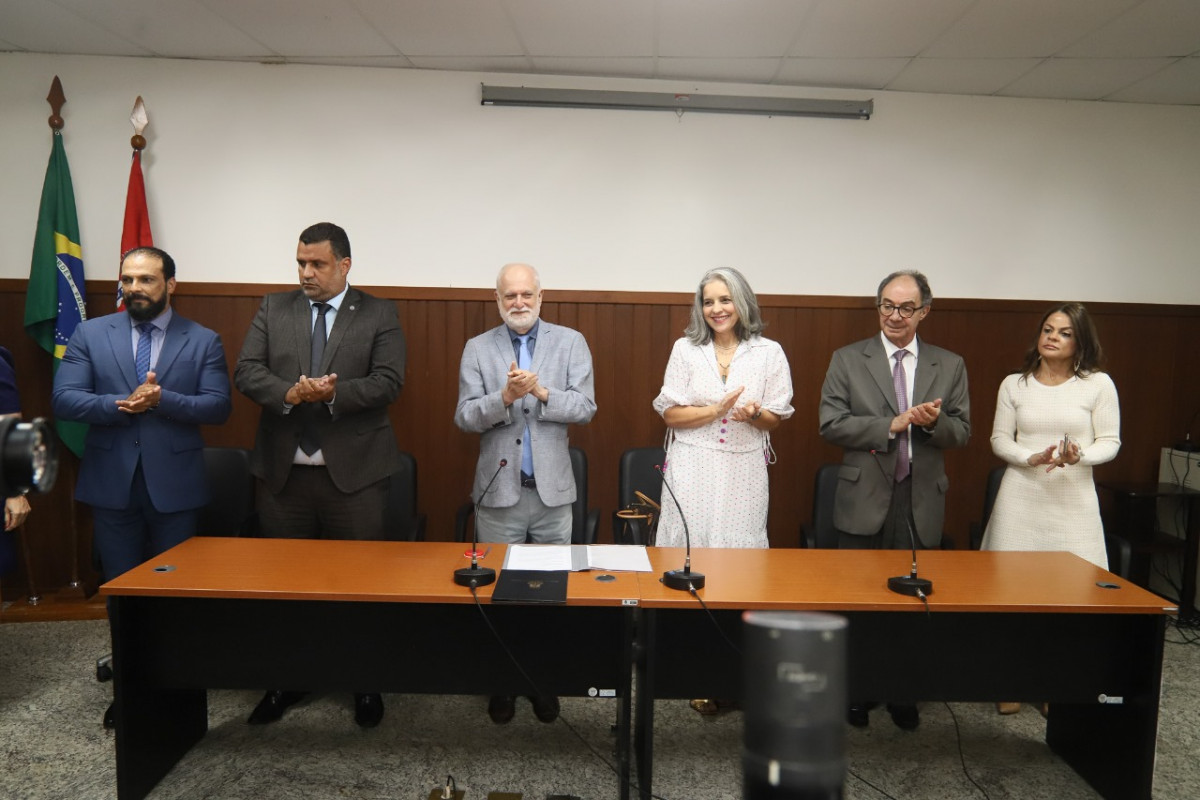 Presidente do TJBA instala 5ª Vara de Sucessões, Órfãos e Interditos de Salvador  