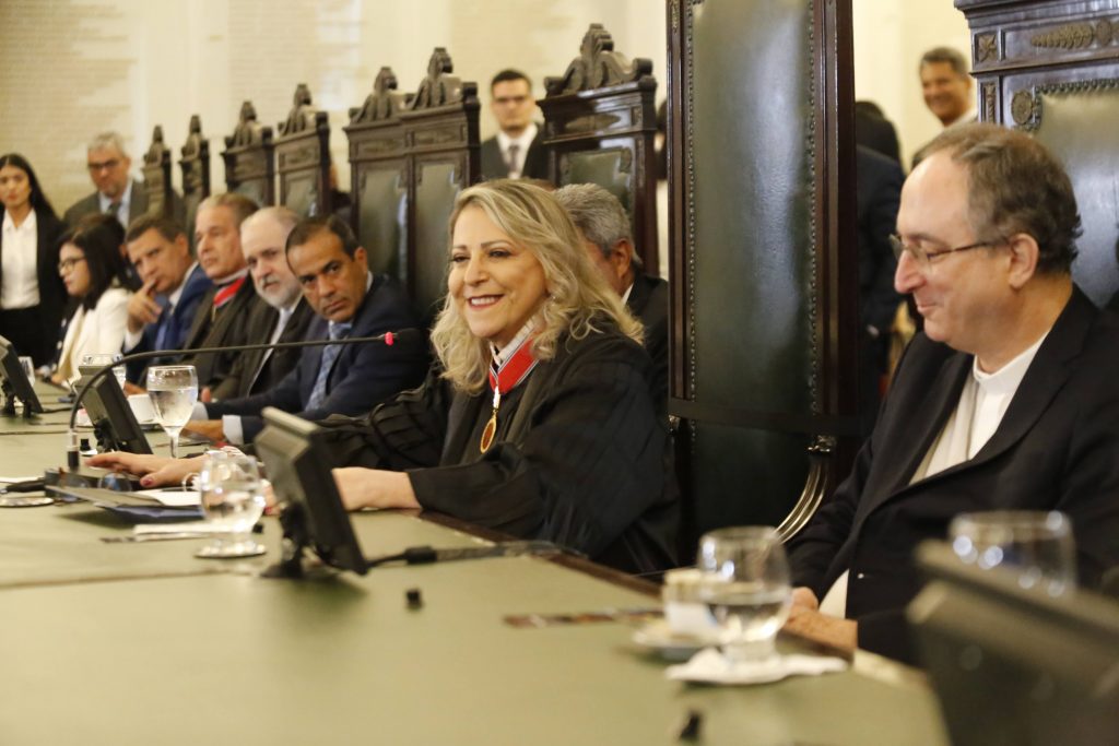 Presidente eleita para o biênio 2024-2026 do TJBA realça o estreitamento no diálogo com o cidadão e a valorização de magistrados e servidores   