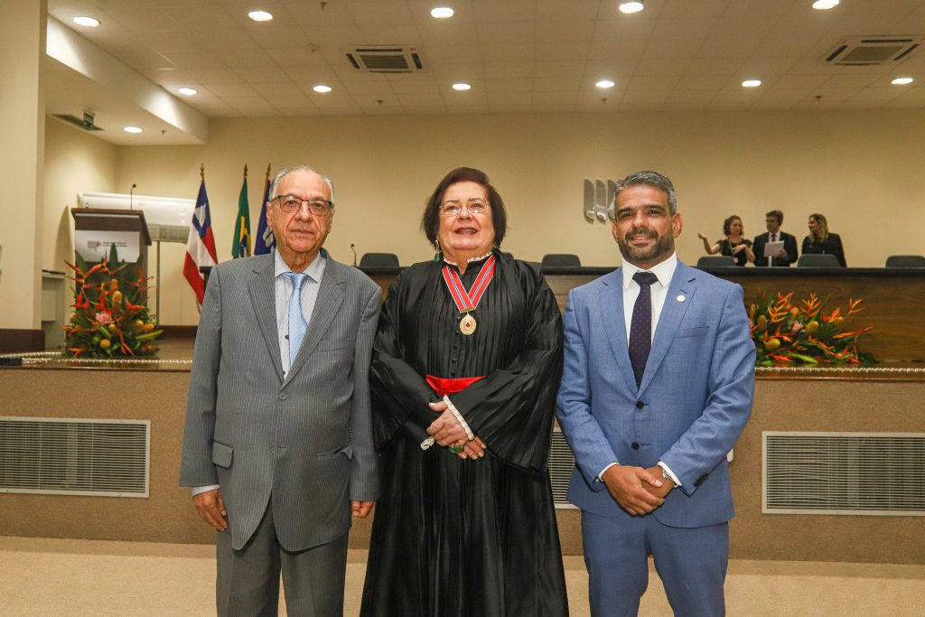 TJBA se faz presente na posse da Procuradora de Justiça Alba Helena Pimentel do Lago  