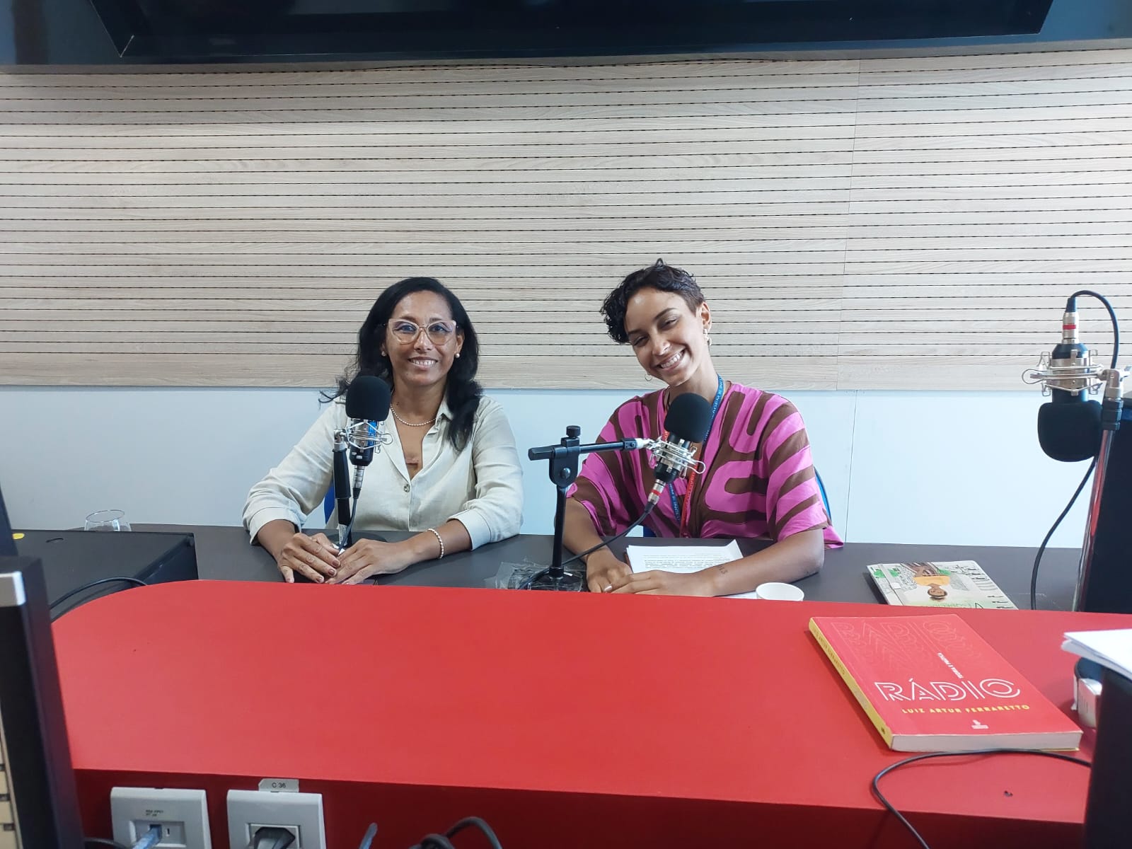Podcast Saiba Mais: Juíza Ana Cláudia Souza destaca a importância da Casa da Mulher Brasileira no enfrentamento a violência contra mulher  