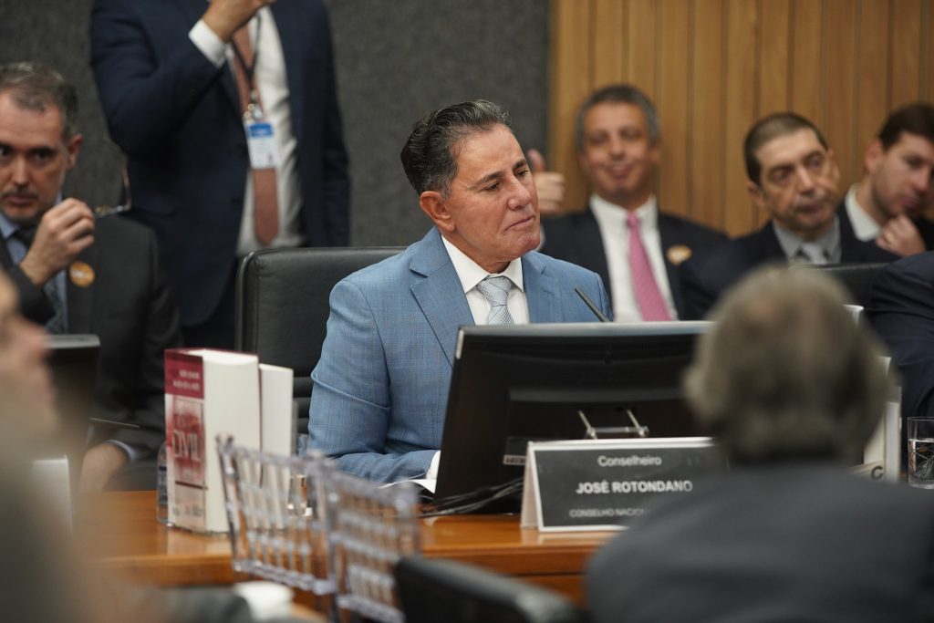 Pela primeira vez, a Bahia é representada por um Desembargador do TJBA como Conselheiro do CNJ; Presidente do Judiciário baiano prestigia a solenidade   