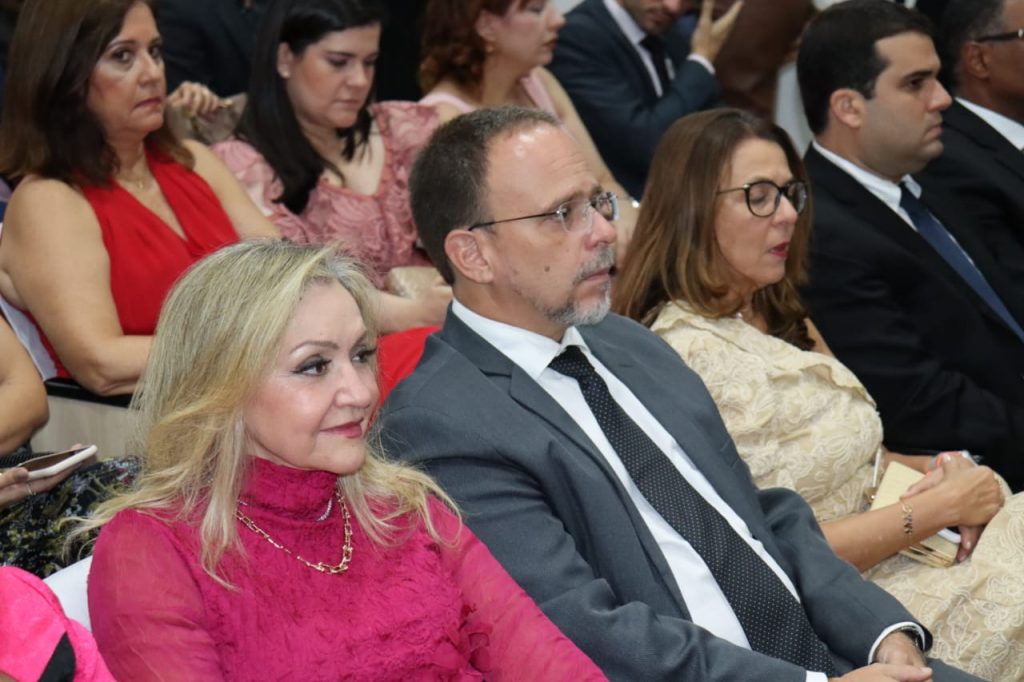 Presidente do TJBA prestigia posse do novo Procurador-Geral de Justiça da Bahia, Pedro Maia   