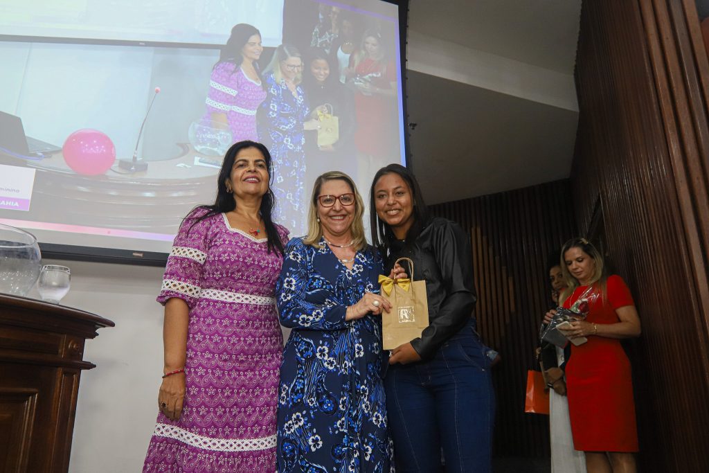 TJBA encerra a Semana da Mulher; evento promoveu debates multidisciplinares sobre o universo feminino   