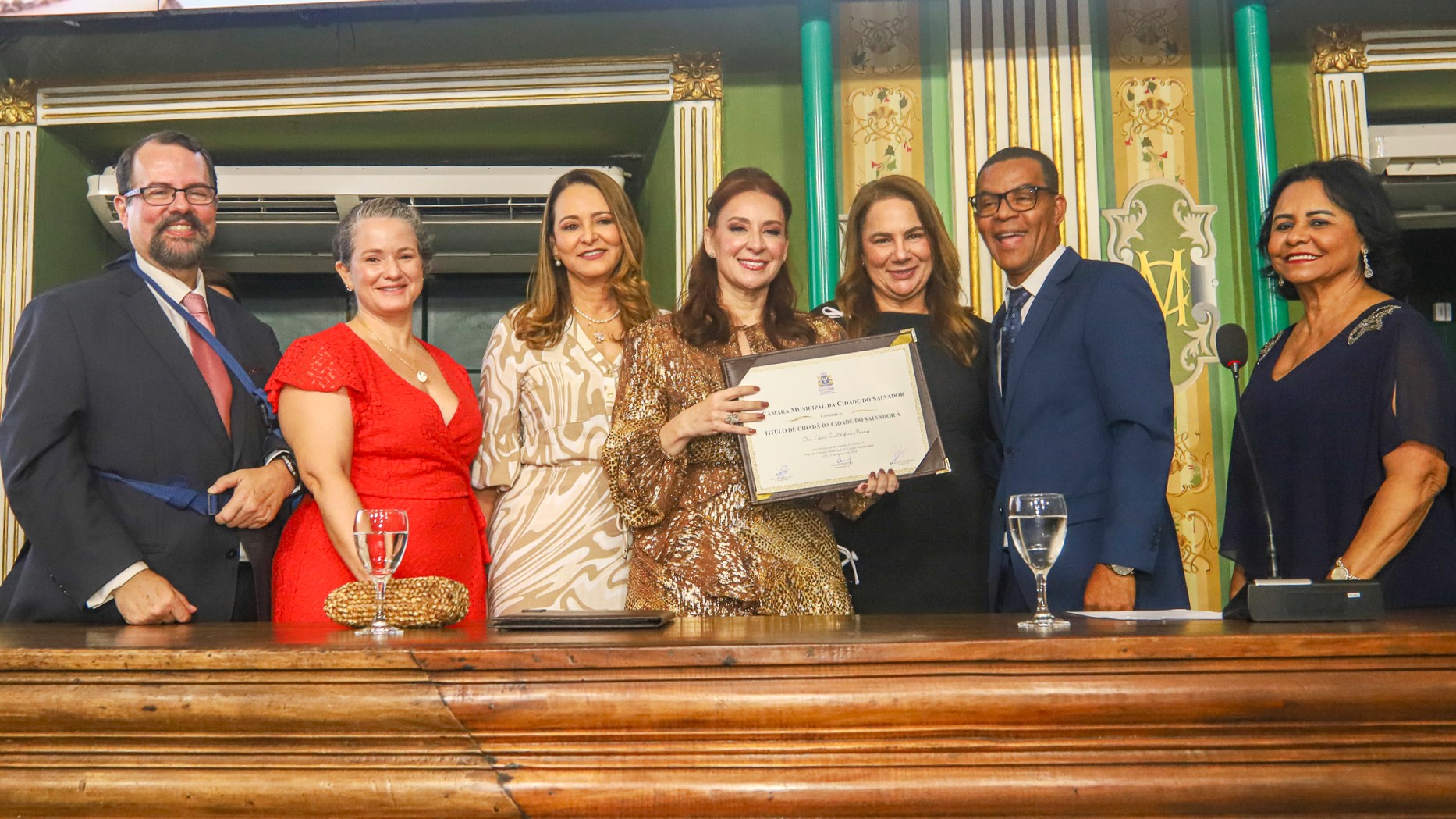 Juíza do TJBA recebe Título de Cidadã Soteropolitana    