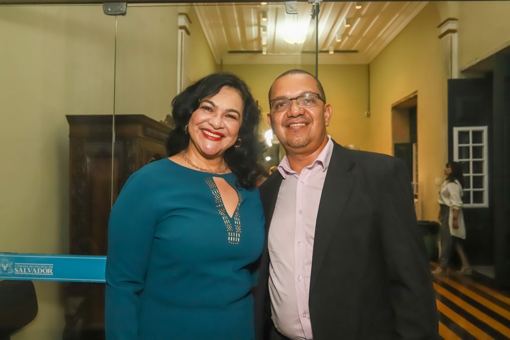 Juíza do TJBA recebe Título de Cidadã Soteropolitana    
