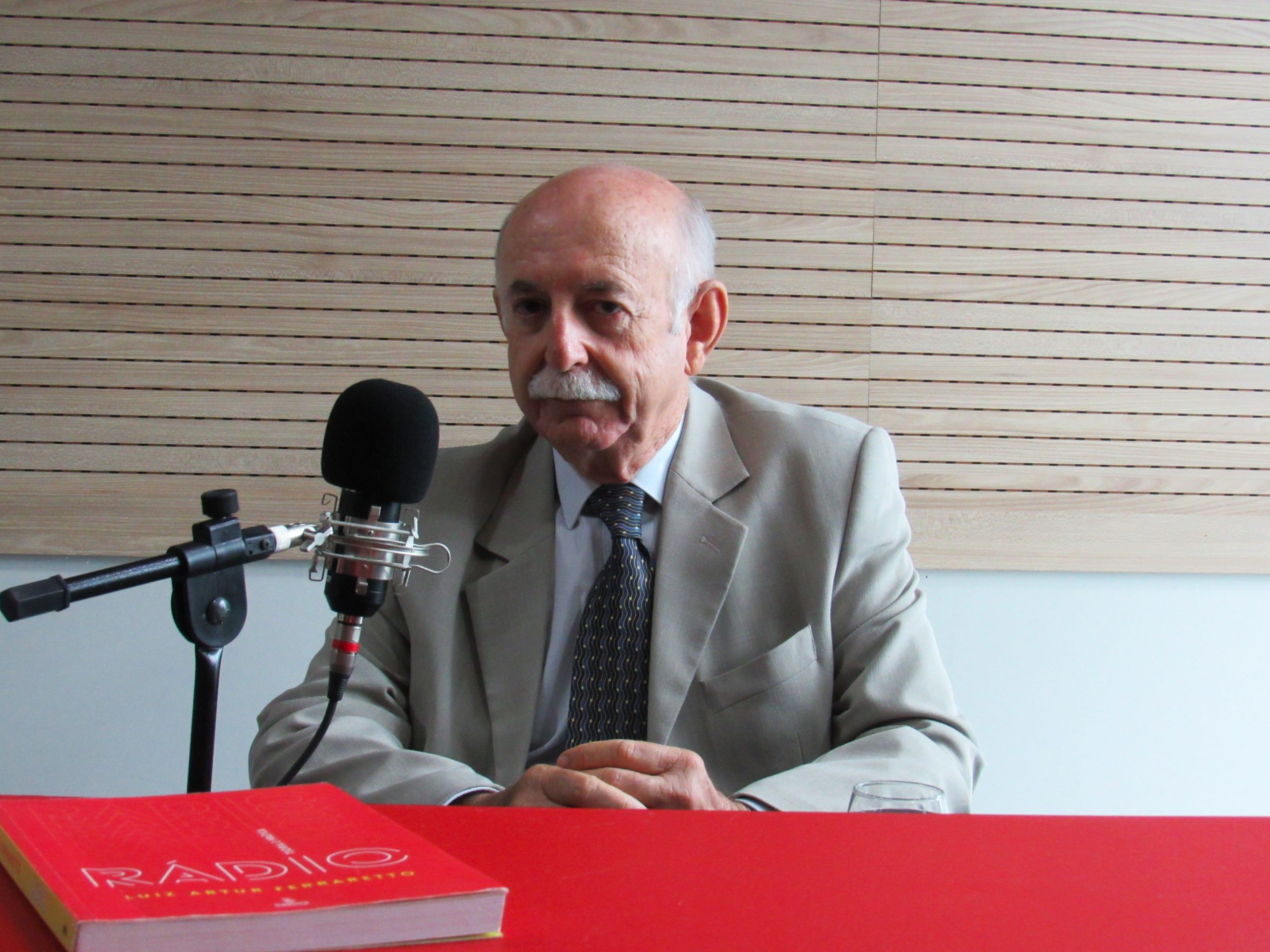 Justiça Explica: podcast do TJBA esclarece dúvidas sobre adoção com o Coordenador da Infância e Juventude, Desembargador Salomão Resedá  