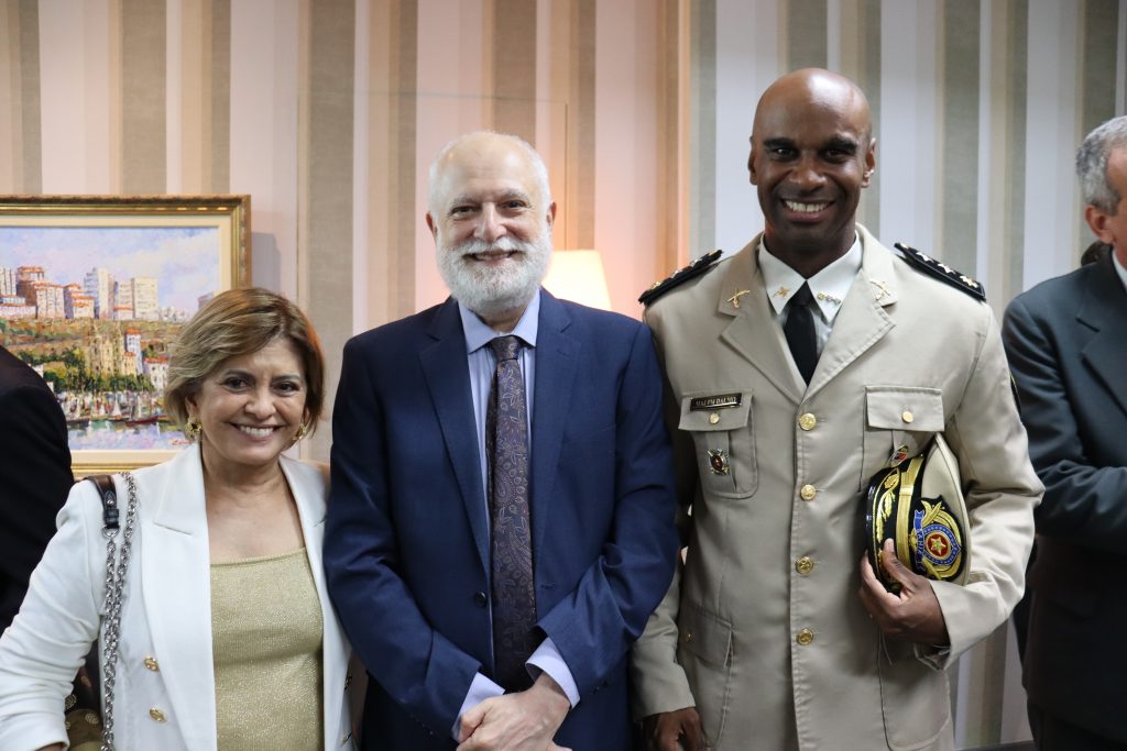 Desembargadores do TJBA recebem o Prêmio JJ Calmon de Passos do Ministério Público