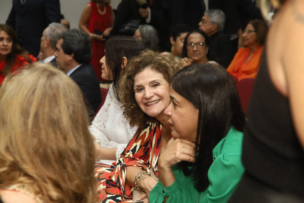 1º Vice-Presidente do TJBA prestigia posse de quatro novos Procuradores de Justiça   