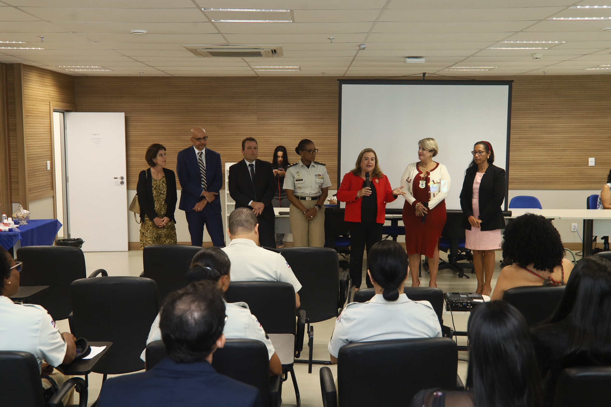 Coordenadoria da Mulher do TJBA promove capacitação para policiais sobre o cadastro de medidas protetivas no PJe   