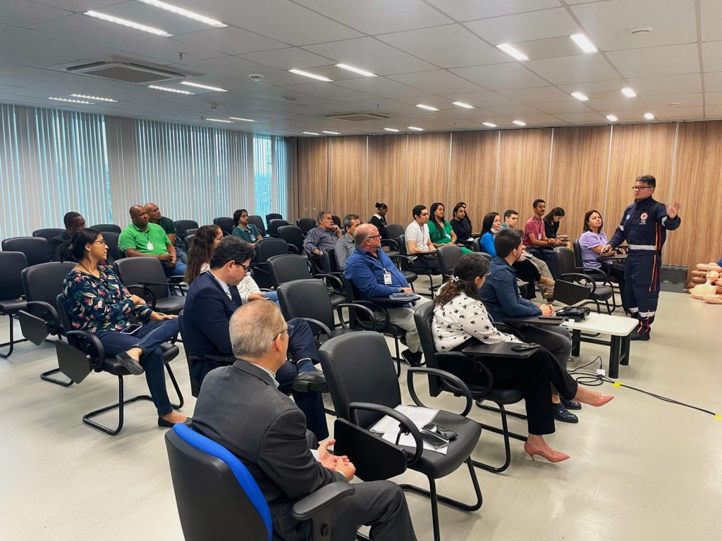 TJBA realiza treinamento para situação emergencial de parada cardiorrespiratória   