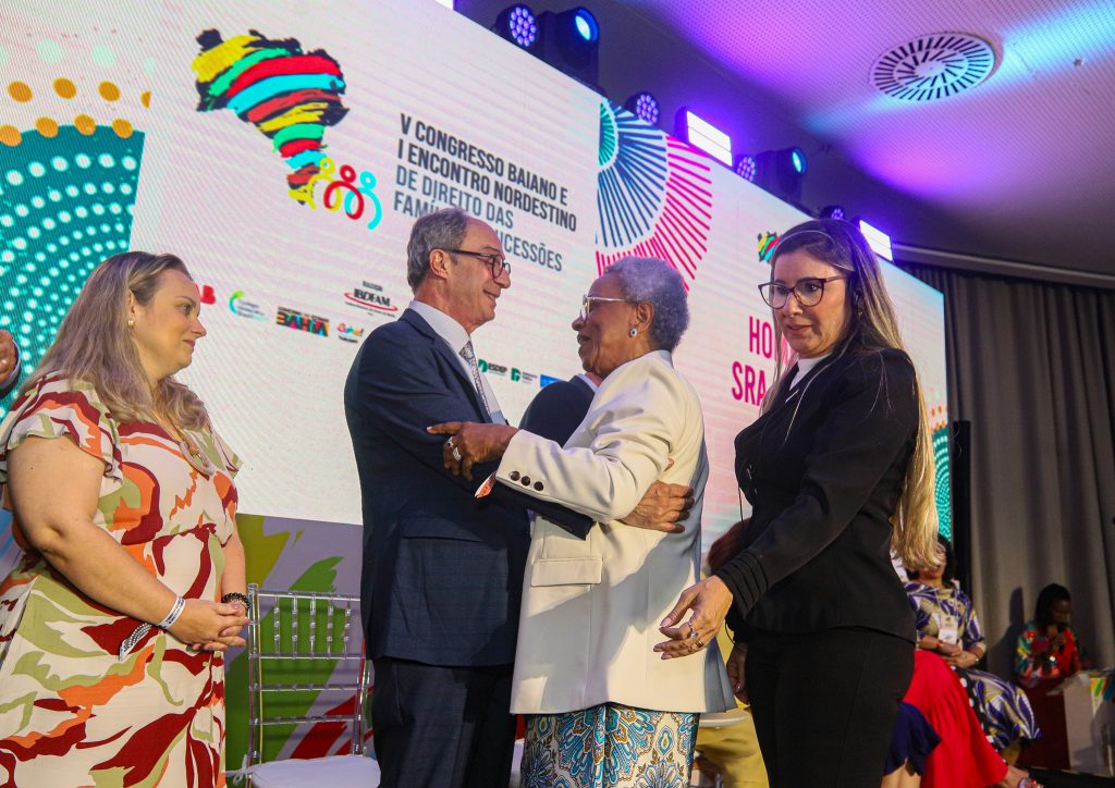 Membros do TJBA participam de Congresso de Direito das Famílias realizado na Bahia  