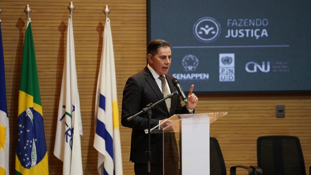 Corregedor-Geral e Corregedora do Interior do TJBA recebem honraria durante abertura do 93º Encoge e da 5ª Reunião do Fórum Nacional Fundiário  
