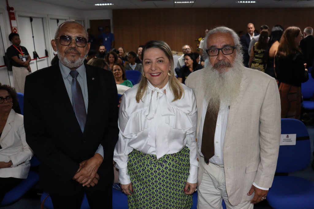 Presidente do TJBA inaugura novas instalações da 3ª e da 4ª Varas Criminais dos Juizados Especiais no Fórum Ministro Adhemar Raymundo da Silva
