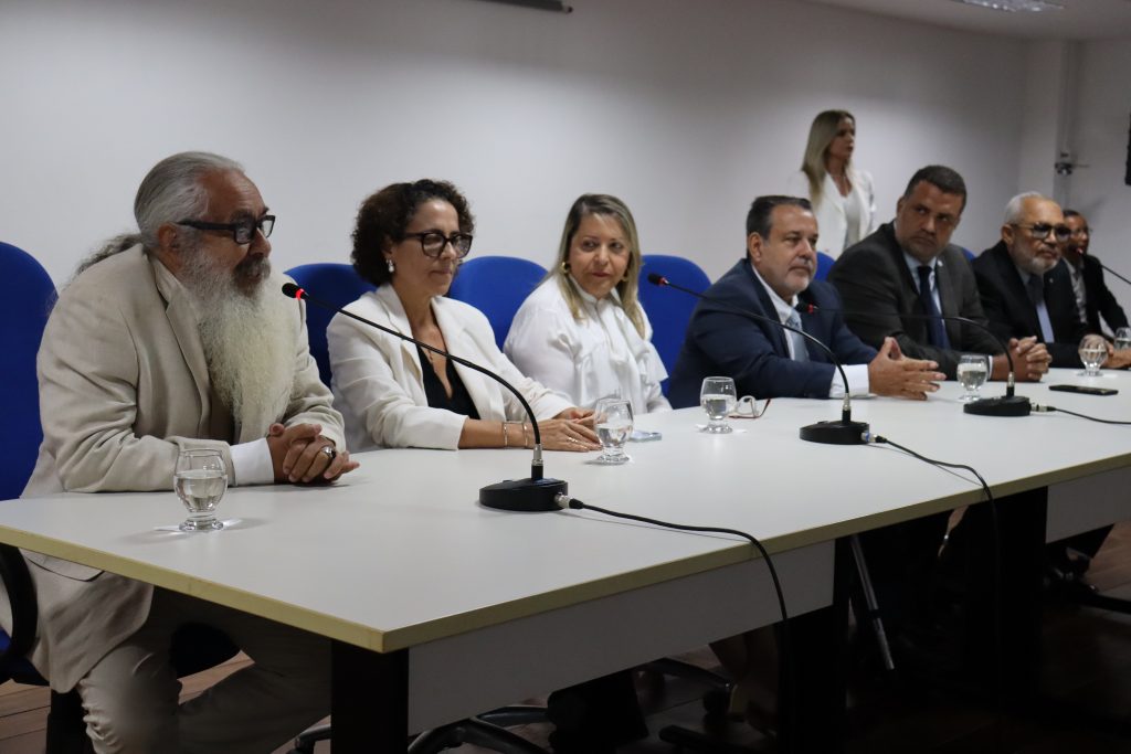 Presidente do TJBA inaugura novas instalações da 3ª e da 4ª Varas Criminais dos Juizados Especiais no Fórum Ministro Adhemar Raymundo da Silva
