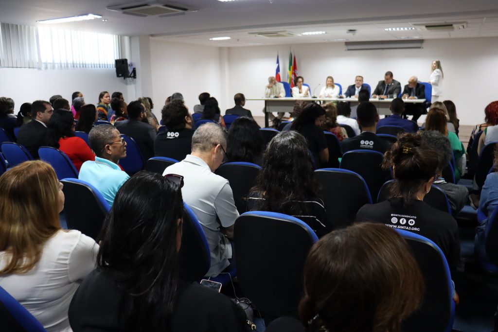 Presidente do TJBA inaugura novas instalações da 3ª e da 4ª Varas Criminais dos Juizados Especiais no Fórum Ministro Adhemar Raymundo da Silva