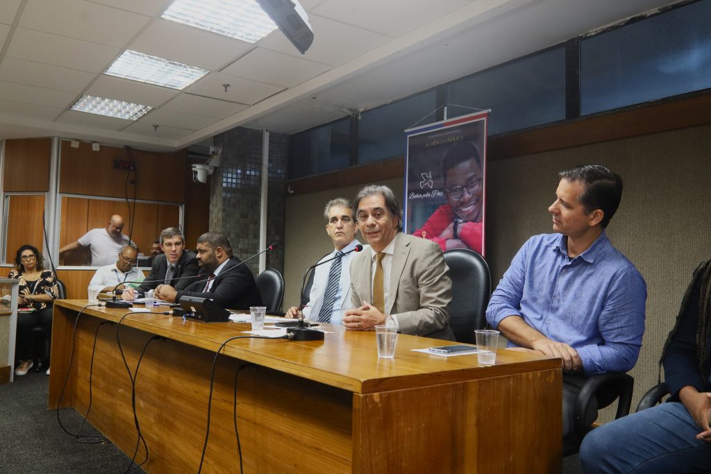 TJBA participa de segunda audiência pública sobre o Programa Bahia pela Paz      