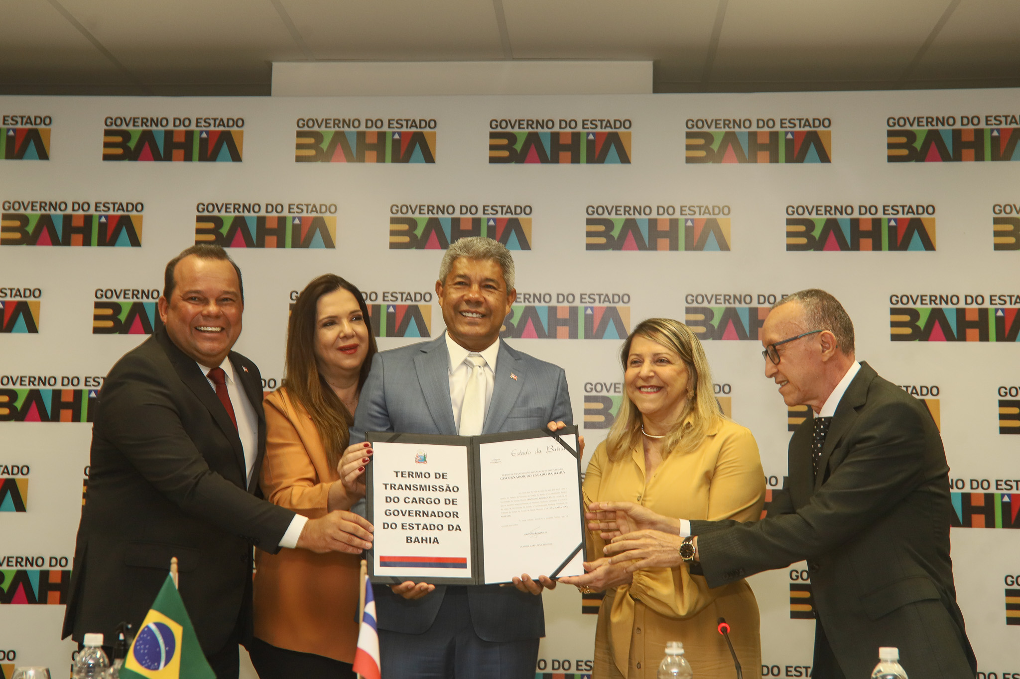 Momento marcante para o Judicário baiano: Presidente é a Governadora interina do Estado  