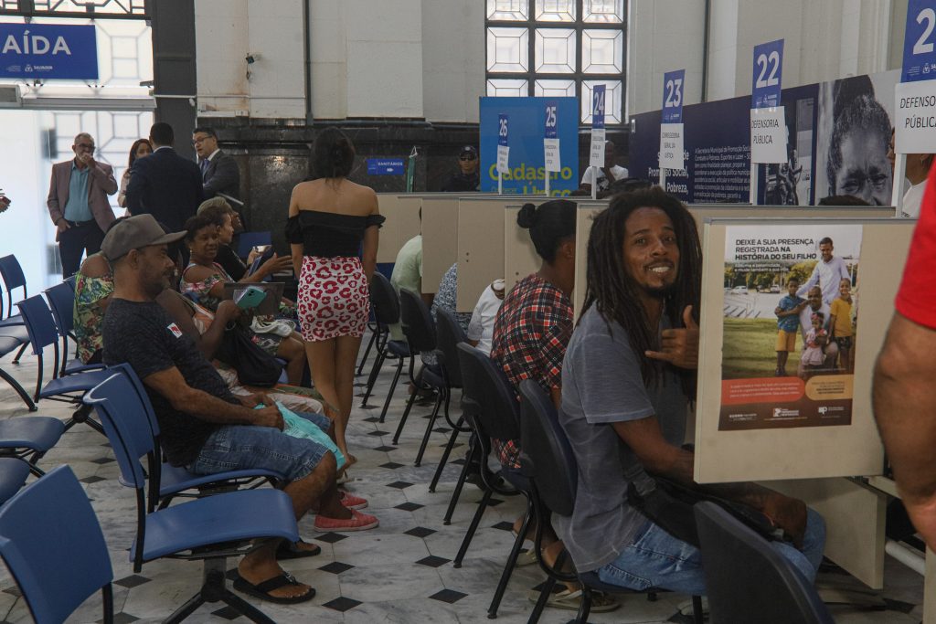 Registre-se: Corregedor-Geral de Justiça do TJBA abre as ações na capital baiana; emissão gratuita da documentação civil vai até sexta-feira (17)    