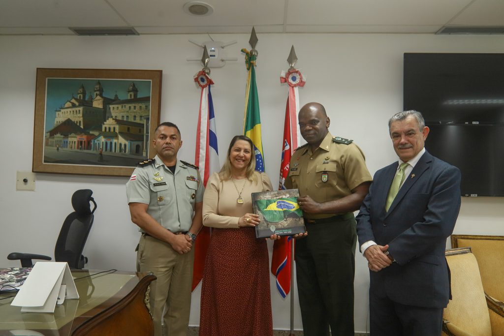 Presidente do TJBA recebe visita institucional do Comandante da 6ª Região Militar