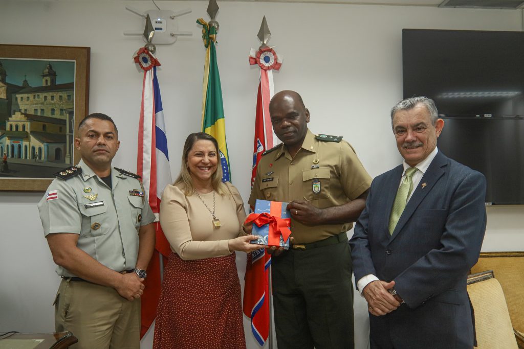 Presidente do TJBA recebe visita institucional do Comandante da 6ª Região Militar