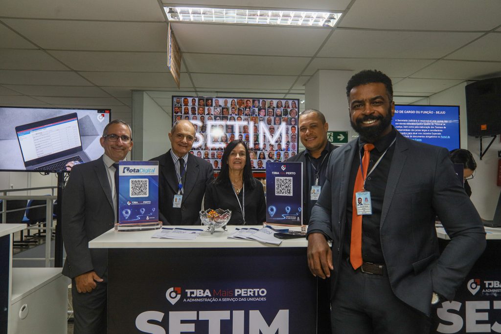 “TJBA Mais Perto” realiza ações no Fórum Ministro Adhemar Raymundo da Silva; essa é a segunda visita pelo projeto    
