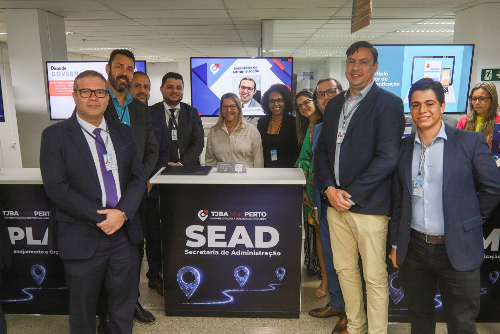 “TJBA Mais Perto” realiza ações no Fórum Ministro Adhemar Raymundo da Silva; essa é a segunda visita pelo projeto    