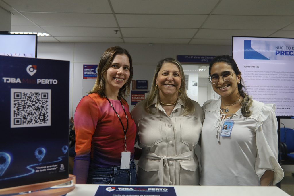 “TJBA Mais Perto” realiza ações no Fórum Ministro Adhemar Raymundo da Silva; essa é a segunda visita pelo projeto    