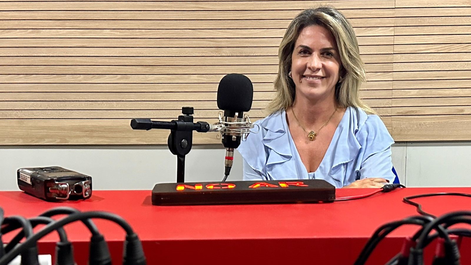 Podcast Justiça Explica entrevista a Juíza Fabiana Pellegrino sobre os serviços dos Juizados Especiais    