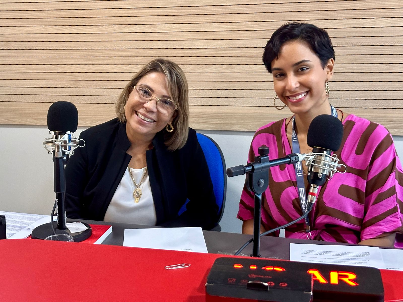 Juíza Ana Barbuda aborda a importância da Semana de Prevenção ao Assédio, em entrevista para a Rádio Web TJBA    
