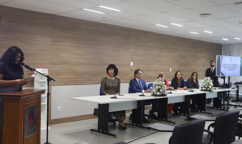TJBA realiza abertura do curso de prevenção e combate à violência contra a mulher   