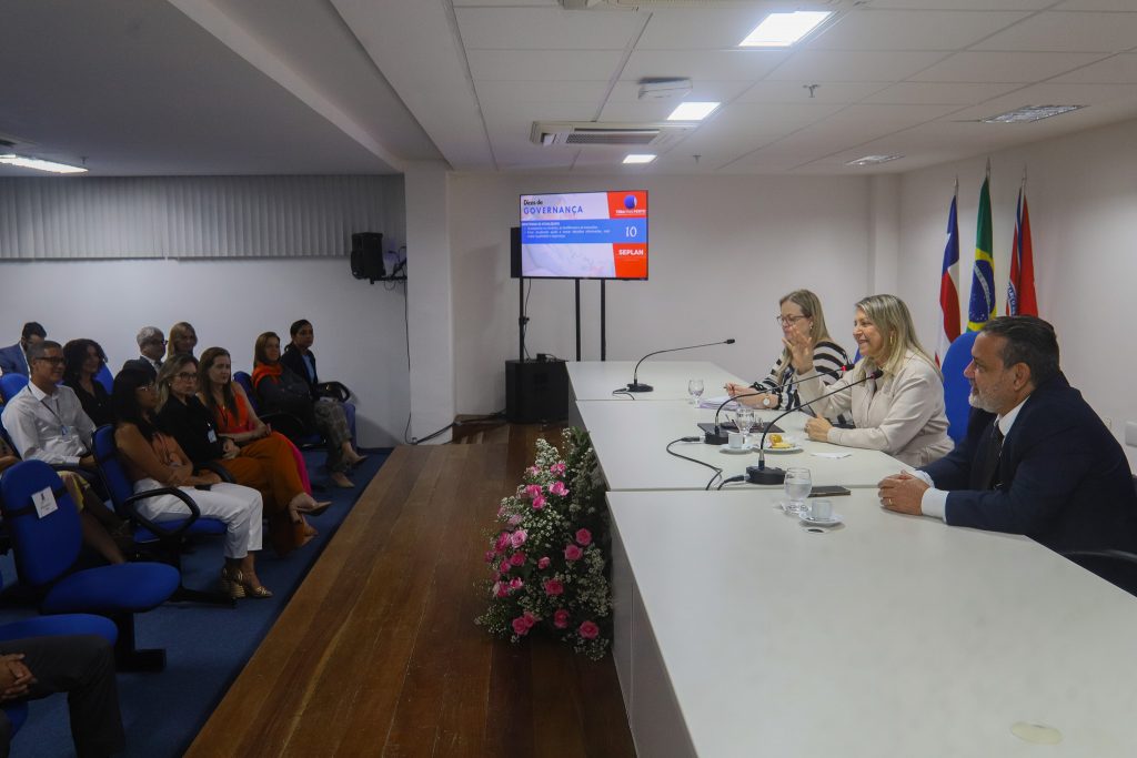 “TJBA Mais Perto” realiza ações no Fórum Ministro Adhemar Raymundo da Silva; essa é a segunda visita pelo projeto    