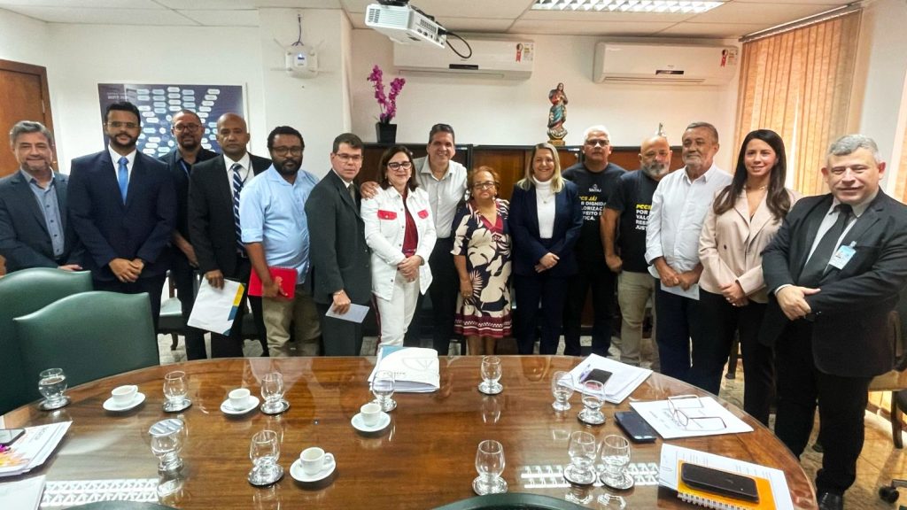 Novo Plano de Cargos, Carreiras e Salários (PCCS) é aprovado em reunião com entidades sindicais    