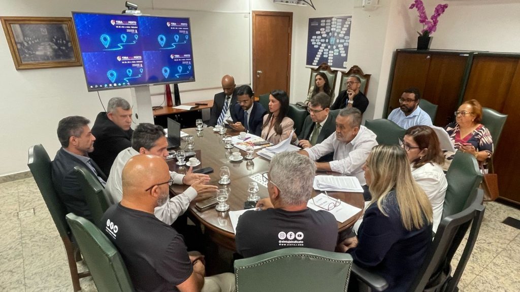 Novo Plano de Cargos, Carreiras e Salários (PCCS) é aprovado em reunião com entidades sindicais    