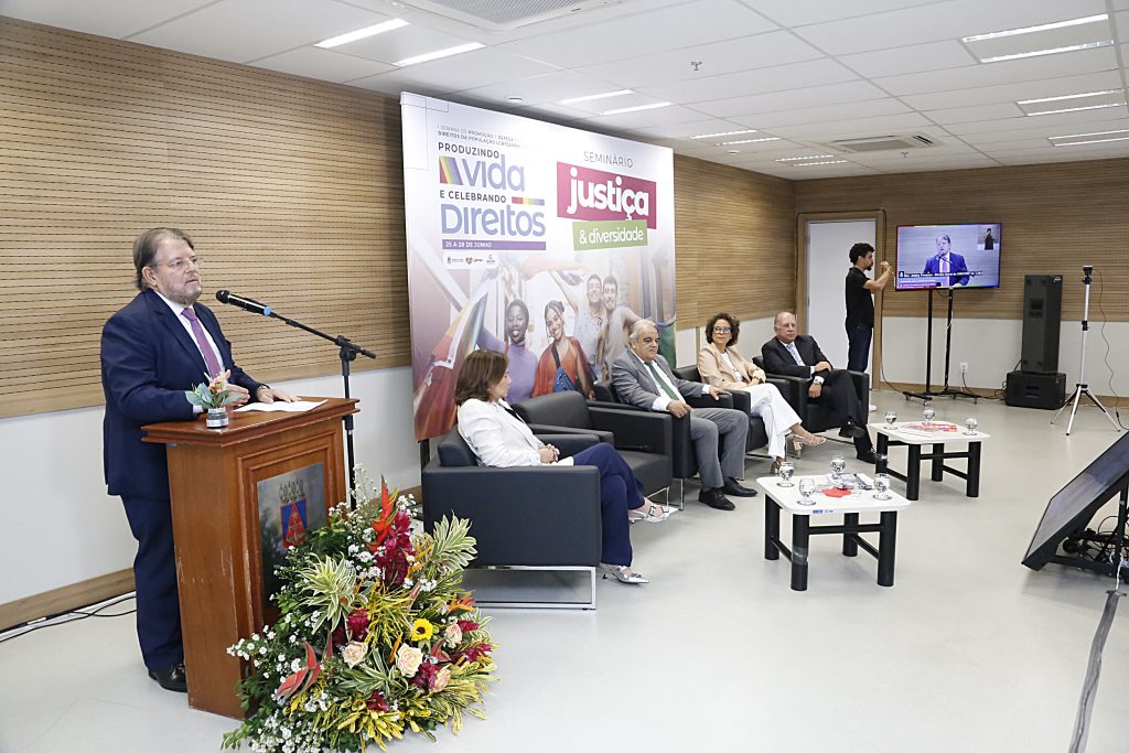 TJBA inicia 1ª Semana de Promoção e Defesa dos Direitos da População LGBTQIAPN+ com Seminário Justiça e Diversidade    