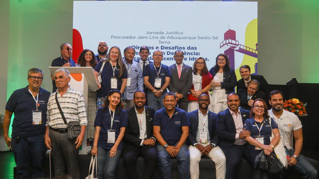 Integrantes da Comissão Permanente de Acessibilidade e Inclusão participam da 5ª Conferência Distrital do Rotary    