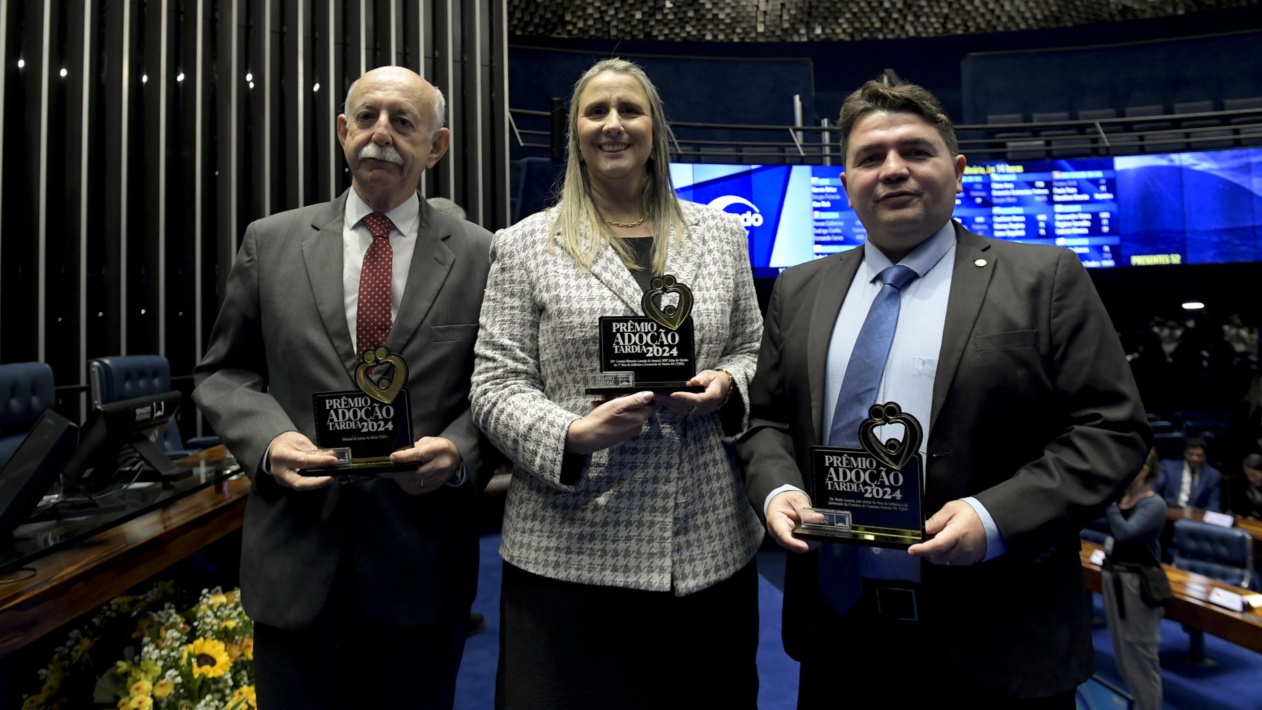 TJBA recebe o Prêmio Adoção Tardia: campanha “Filhos são eternos bebês” é reconhecida no Plenário do Senado    