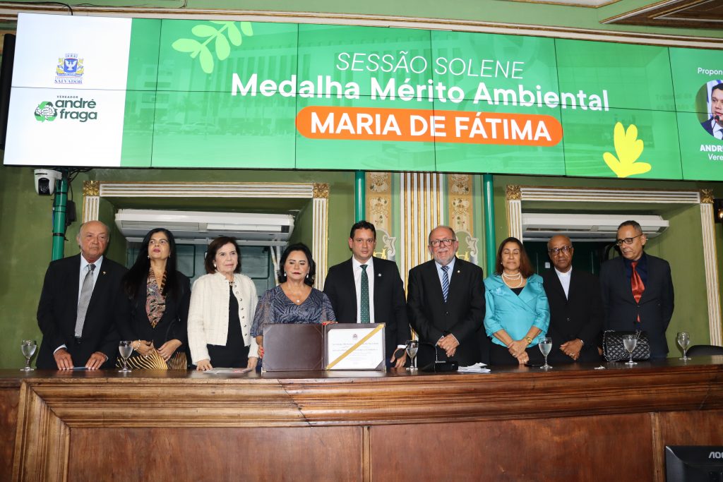 Desembargadora Maria de Fátima Carvalho recebe Medalha Mérito Ambiental Mário Leal Ferreira    