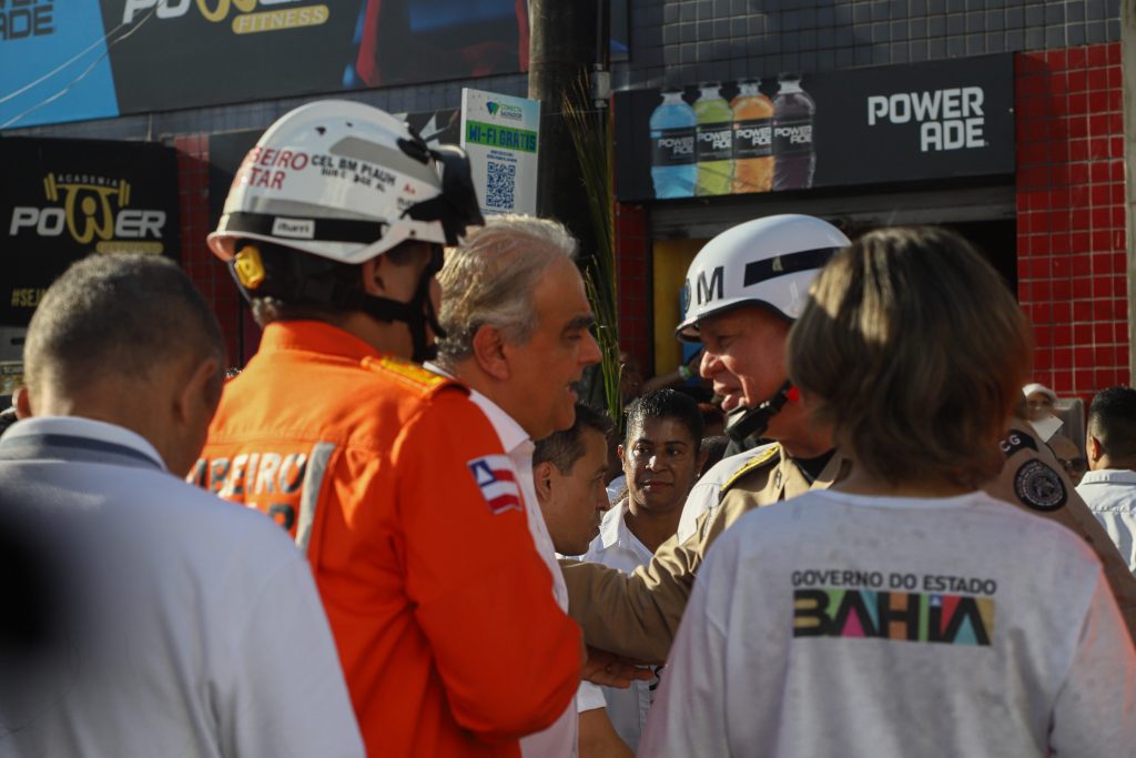 Desembargador do TJBA marca presença no desfile cívico em comemoração aos 201 anos de Independência da Bahia  