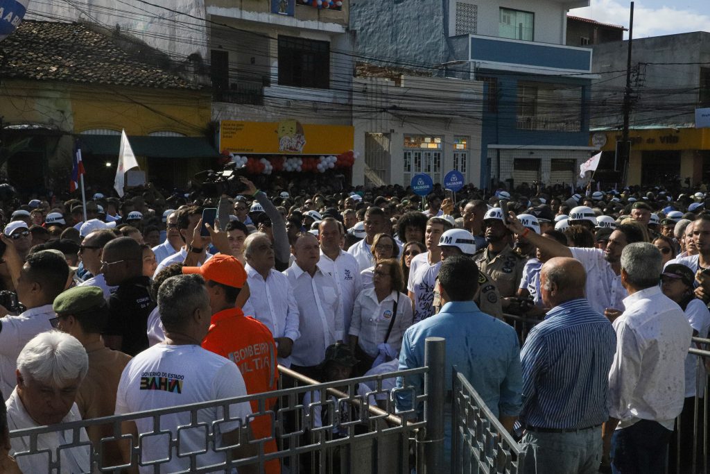 Desembargador do TJBA marca presença no desfile cívico em comemoração aos 201 anos de Independência da Bahia  