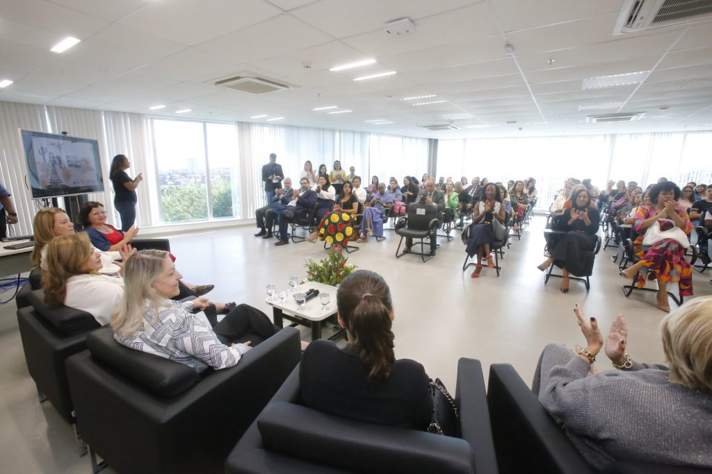 Primeiros dois dias da 27ª Semana da Justiça pela Paz em Casa integram ações e debates focados no cuidado e no suporte da mulher  