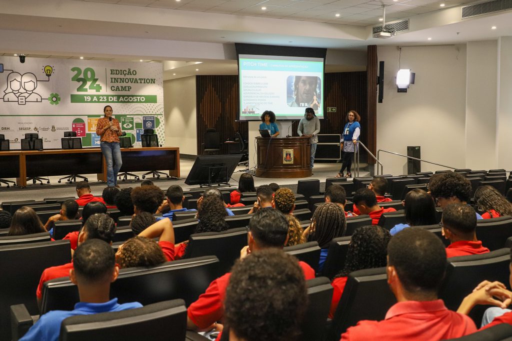 TJBA inicia Semana do Estagiário com série de palestras; Desafio EST e Feira de Oportunidades integram a programação    