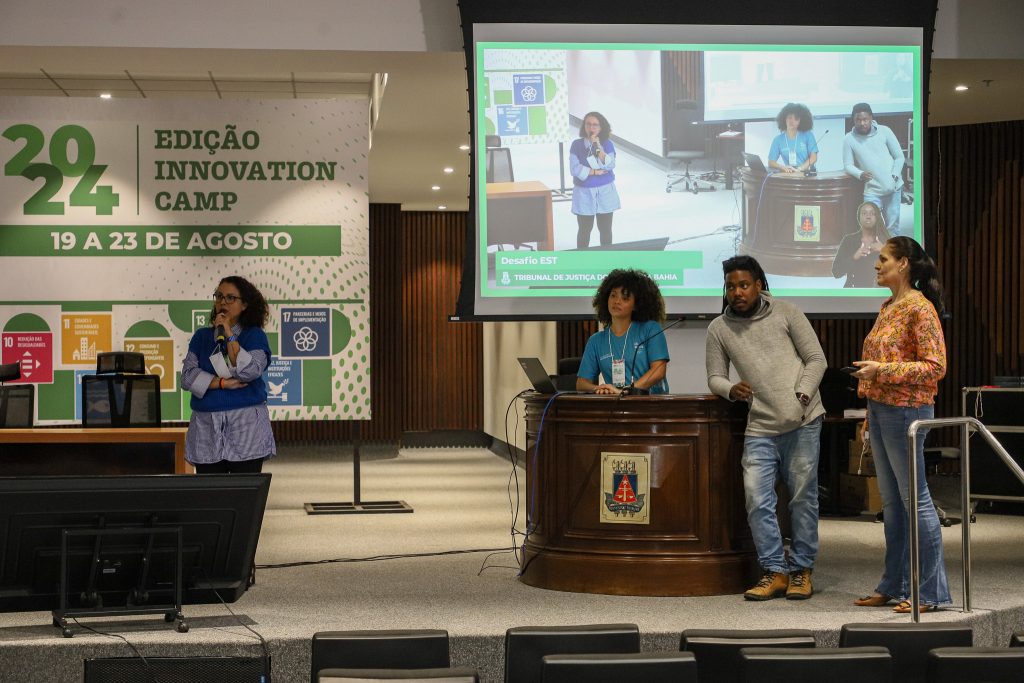 TJBA inicia Semana do Estagiário com série de palestras; Desafio EST e Feira de Oportunidades integram a programação    