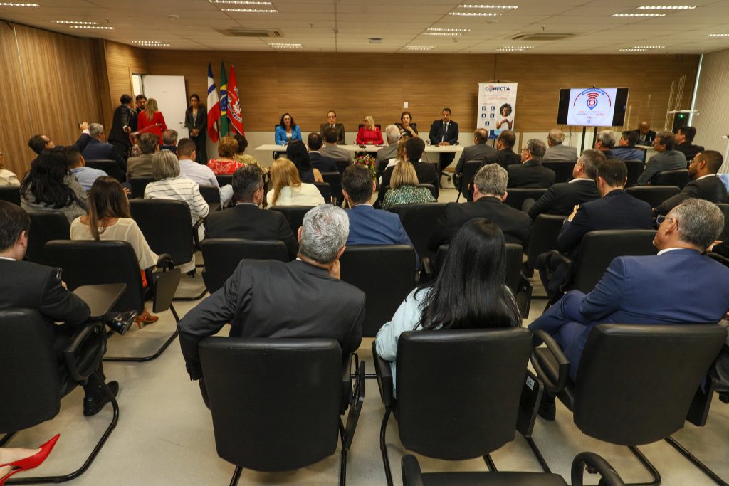 TJBA lança o “Conecta Justiça” e celebra parcerias com entidades públicas e privadas para ampliar a conexão com o cidadão   