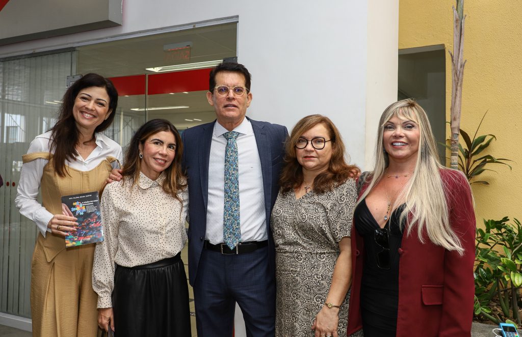 Encerramento da Semana Nacional da Pessoa com Deficiência do TJBA reafirma o compromisso da inclusão com apresentações e valorização de talentos   